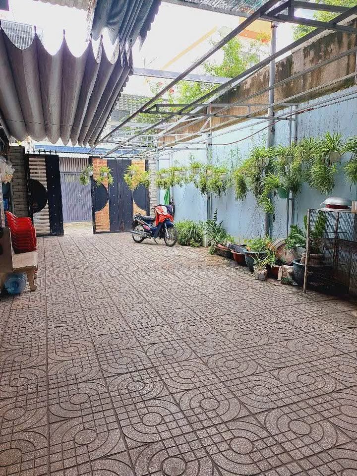 Nhà 3 tầng 7x32m thoáng sáng như biệt thự, giá hời như mơ