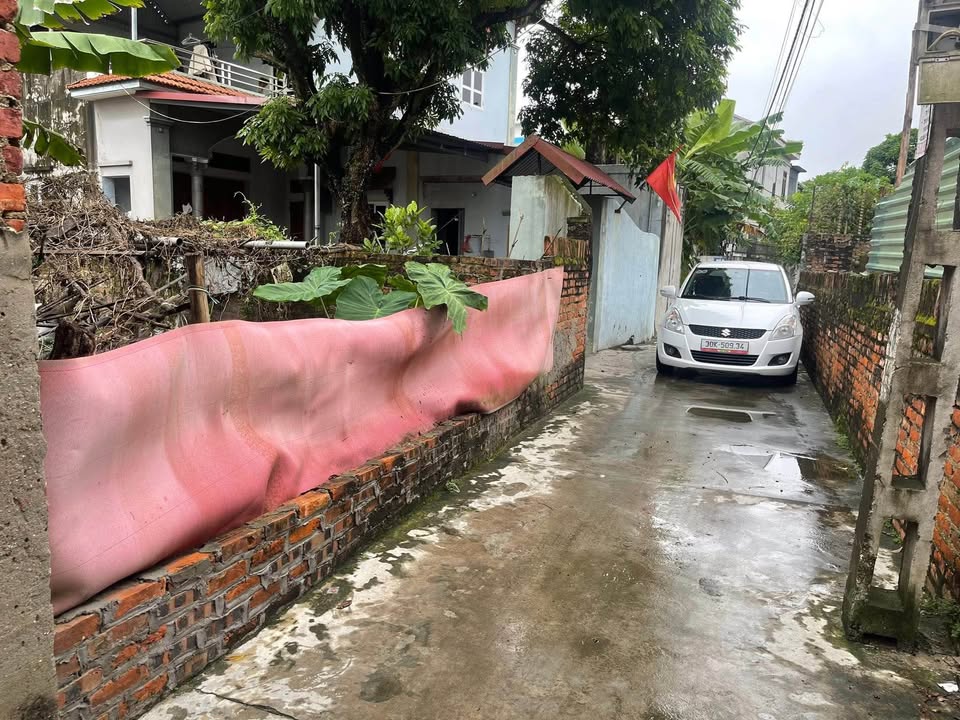 Siêu phẩm 75m2 Dược Hạ, ô tô đỗ cửa, ngõ thông, chỉ 2.2 tỷ