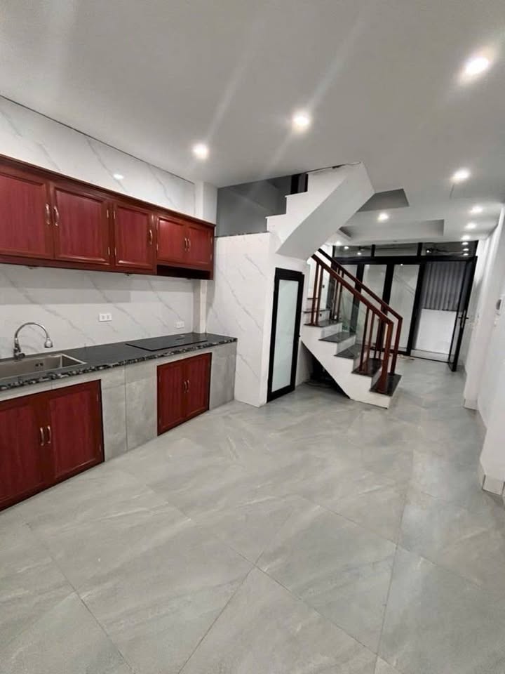 Siêu phẩm nhà dân xây tại Long Biên, diện tích 38m2