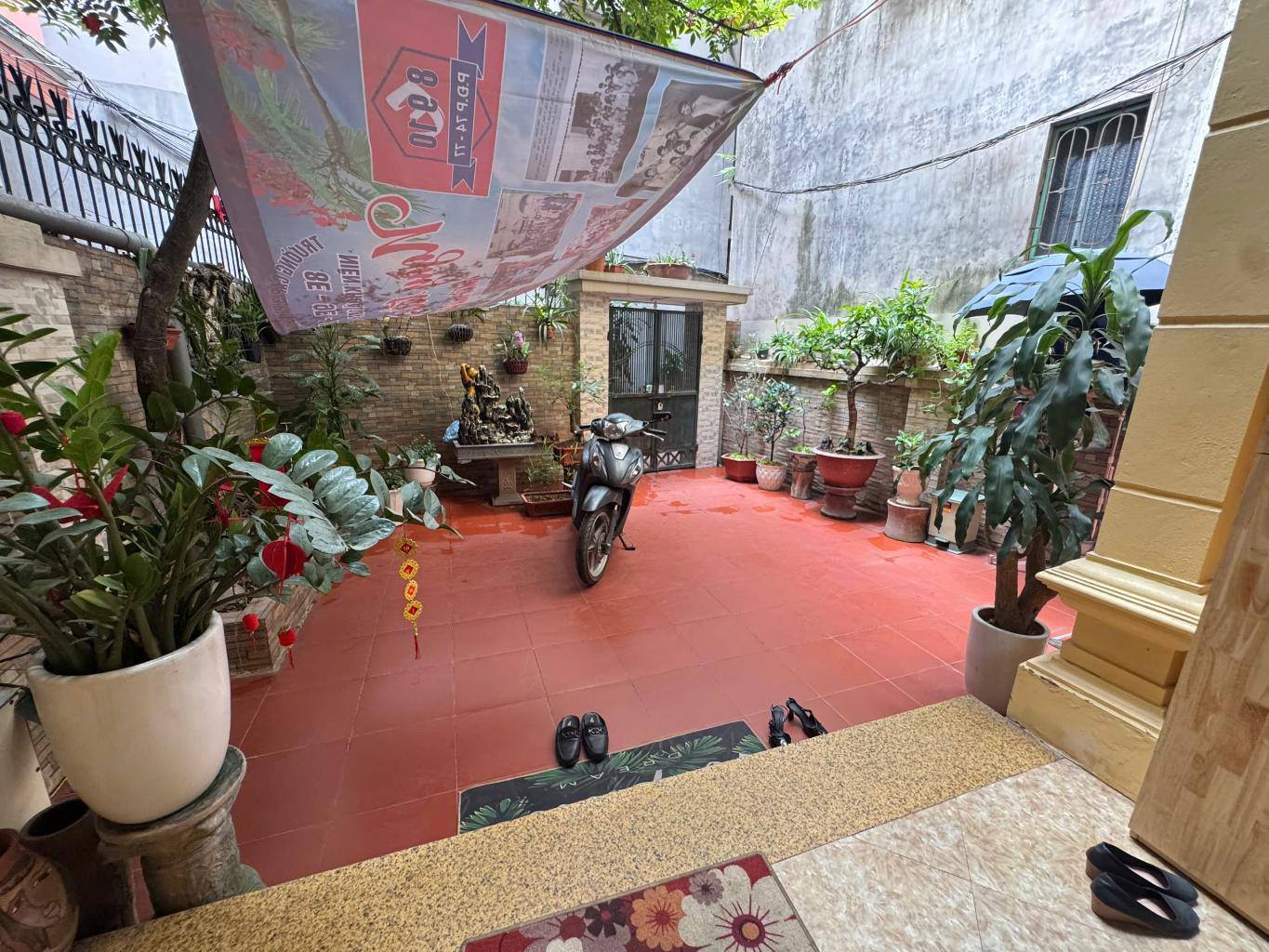 Nhà chung cư mini Lạc Long Quân, Cầu Giấy - 82m2, 3 tầng, sổ đỏ sẵn sàng