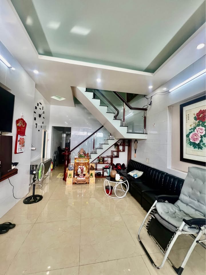 Bán nhà 2 tầng 3 phòng ngủ, 56m² tại Long Xuyên, An Giang