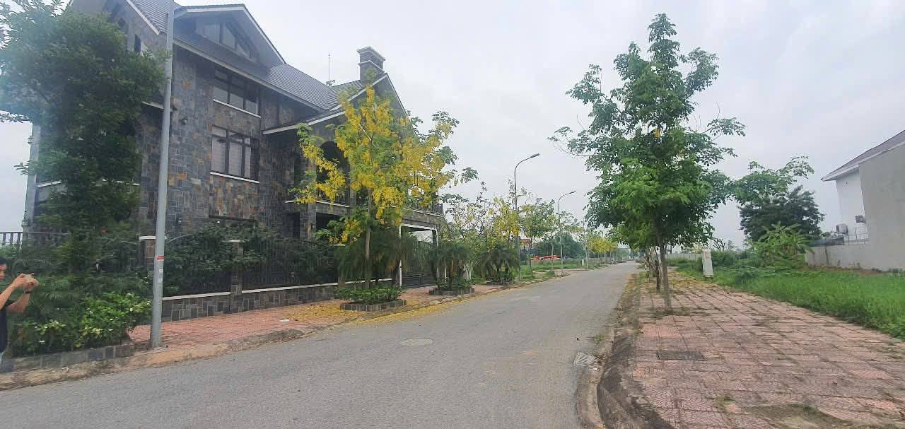 Cơ hội đầu tư hoặc kinh doanh hiếm có với lô đất góc tại Nam Vĩnh Yên GĐ1, Vĩnh Phúc