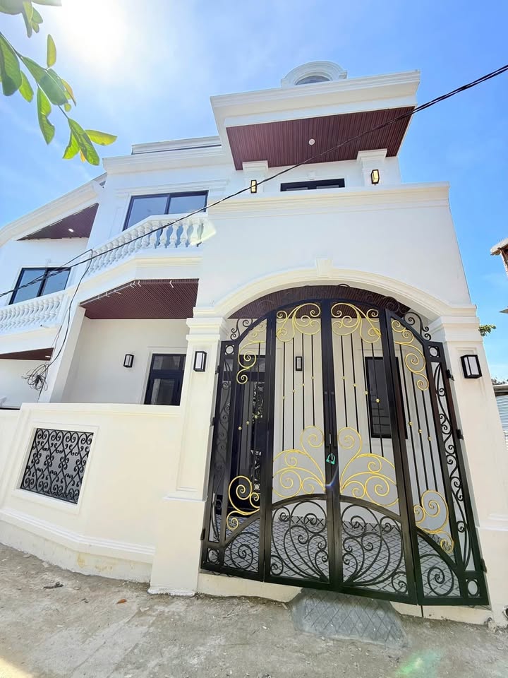 Siêu phẩm nhà mới hoàn thiện, 2 căn độc đáo tại Trần Phú, Huế