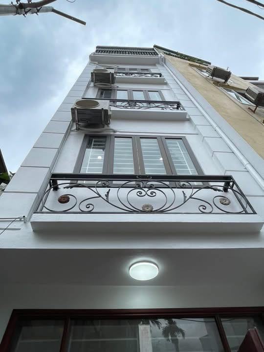 Chính chủ bán nhà 5 tầng mới cứng, ô tô đỗ cửa, chỉ 7 tỷ tại Nam Từ Liêm