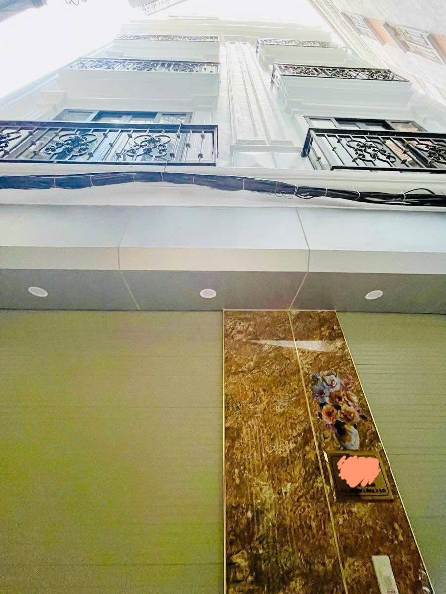 Bán nhà Láng, Đống Đa - 6 tầng thang máy, lô góc, full nội thất, gần ĐH Ngoại Thương