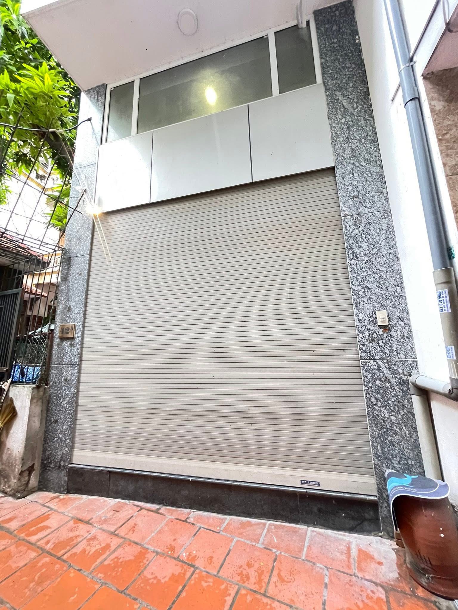 Bán nhà 45m2, 5 tầng, 2 mặt thoáng, 9 phòng cho thuê, hướng Đông Nam, giá 8 tỷ tại Triều Khúc, Thanh Trì, Hà Nội