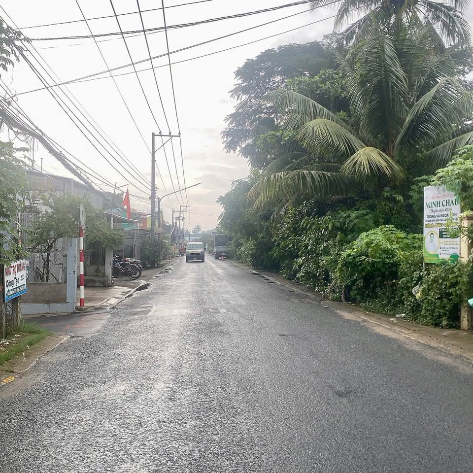 Nền đất vuông vắn, sổ hồng riêng, 400 triệu tại Phường 8, Bến Tre