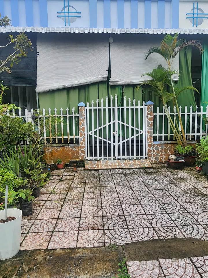 Nhà cấp 4 Vị Thanh 1.15 tỷ, sổ hồng cầm tay, tặng nội thất xịn