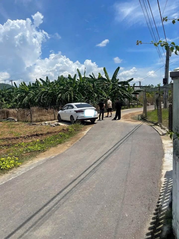 Miếng đất vàng Diên Lạc 122m² thổ cư, mặt tiền 5m, giá chỉ 990 triệu