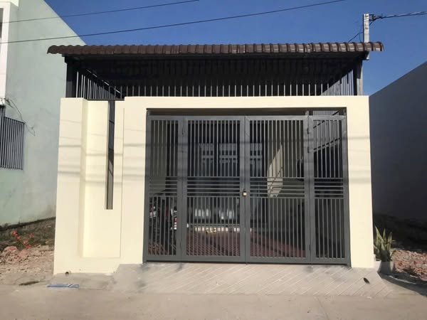 Nhà 2 mặt tiền trung tâm Long Điền - Sổ hồng riêng, sẵn sàng đón bạn về nhà