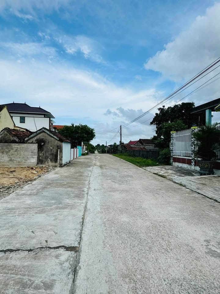 Đất hướng Nam tại Đồng Hới, diện tích 230m2, giá hấp dẫn