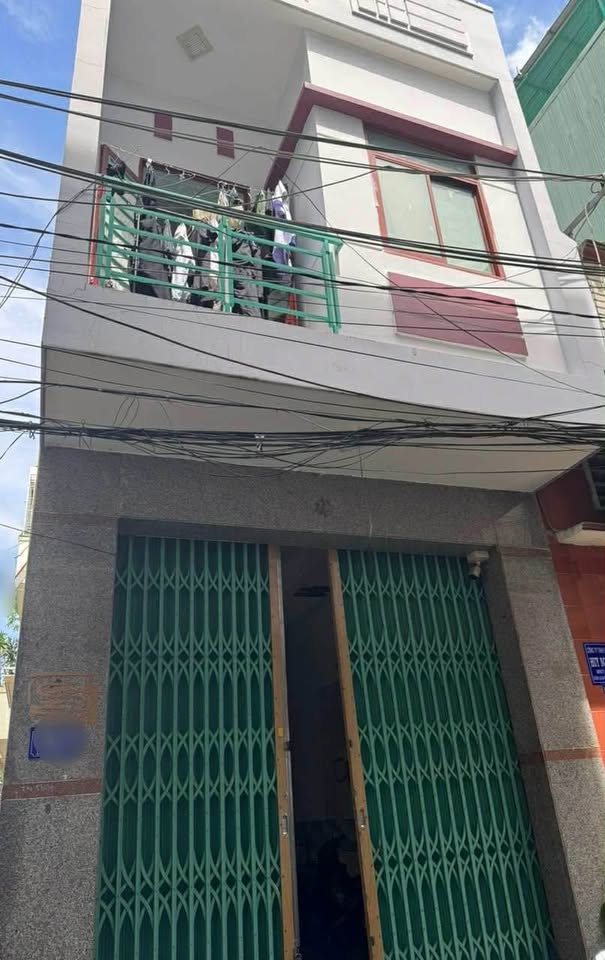 Nhà 2 tầng trung tâm Quy Nhơn, hẻm taxi vi vu, giá chỉ 3.399 tỷ