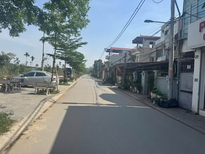 Bán đất 48m2 trục chính ô tô tránh, Phú Thị, Gia Lâm