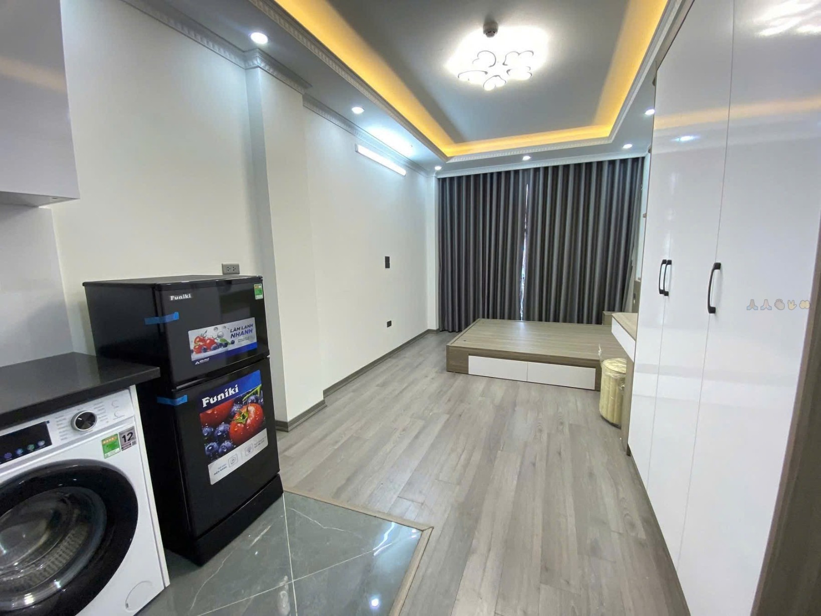 Tòa căn hộ hái ra tiền Trần Duy Hưng 11 phòng full nội thất, thang máy, ô tô đỗ cửa