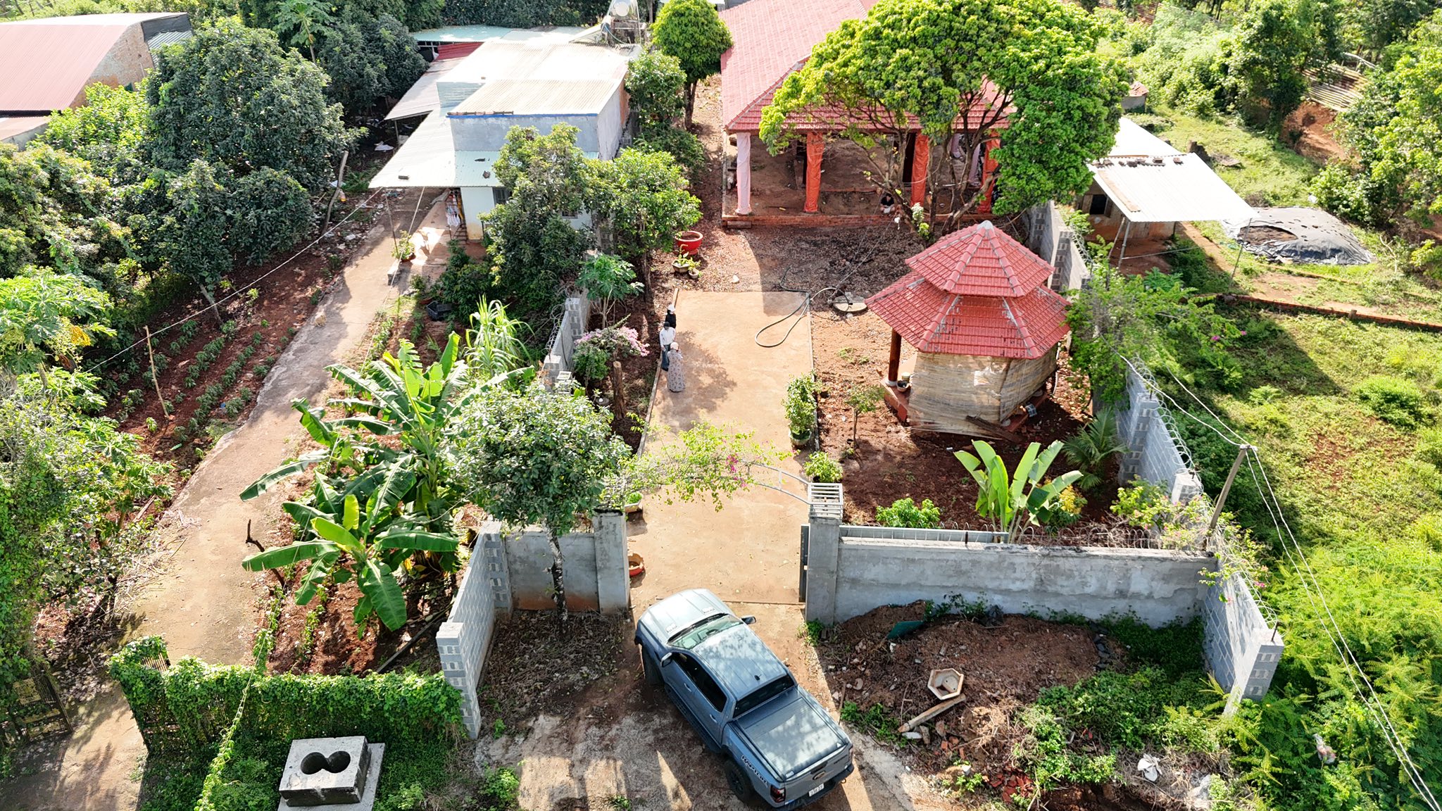 Gia Lai - Cơ hội sở hữu nhà vườn 1.6 sào, nhà gỗ 24 cột, giá chỉ 2.5 tỷ