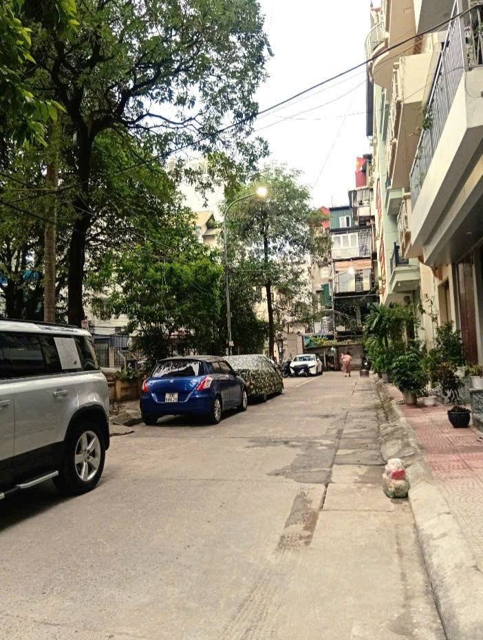 Nhà phân lô Trần Quang Diệu, Đống Đa - 52m², 5 tầng, ô tô tránh