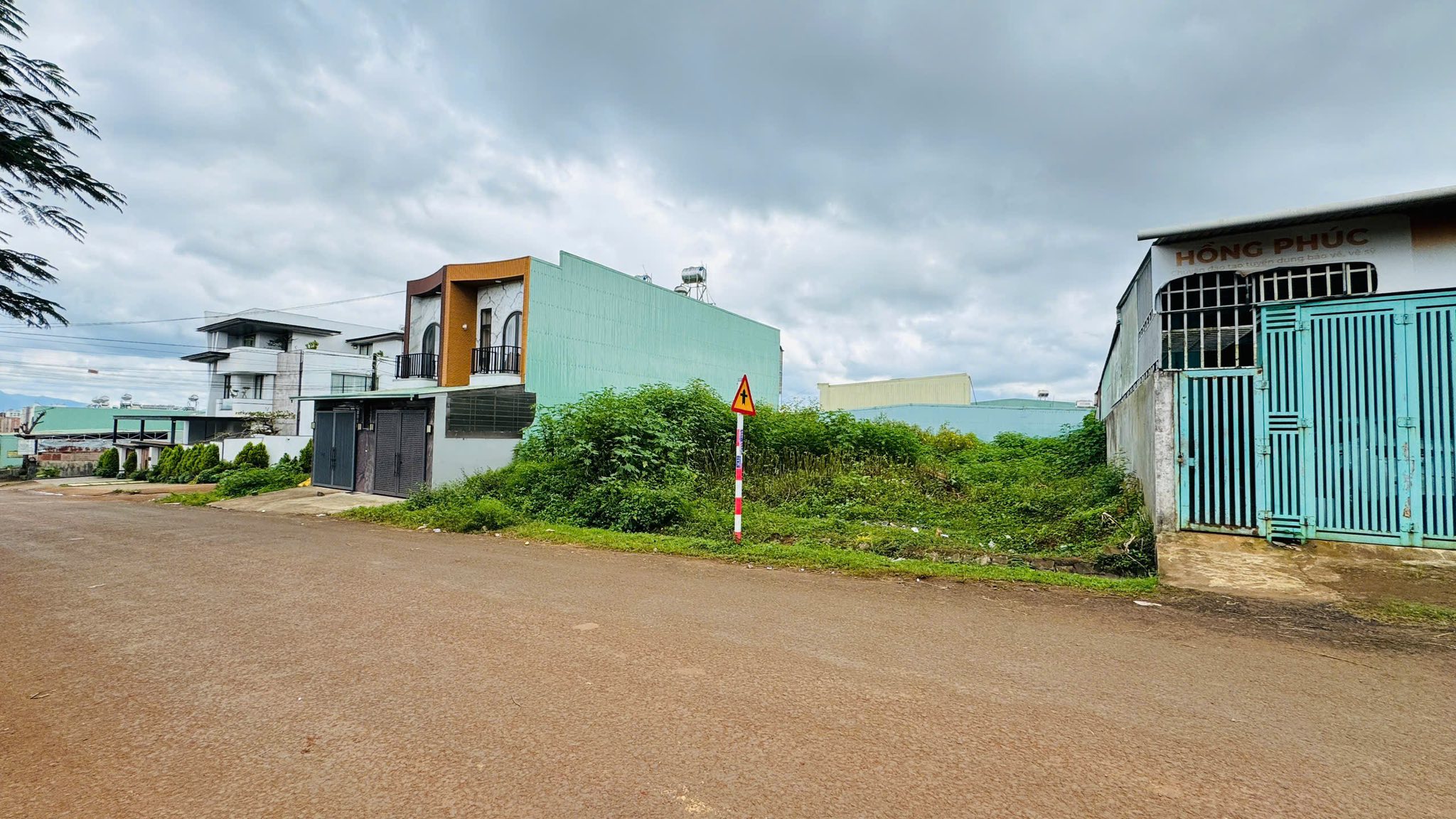 Mặt tiền đường Lê Duẩn, Gia Lai - Diện tích khủng, giá hời