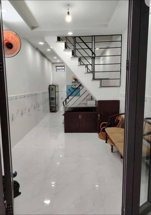 Cho thuê nhà nguyên căn 1 lầu, 2 phòng ngủ, hẻm 3m tại Hiệp Thành, Quận 12