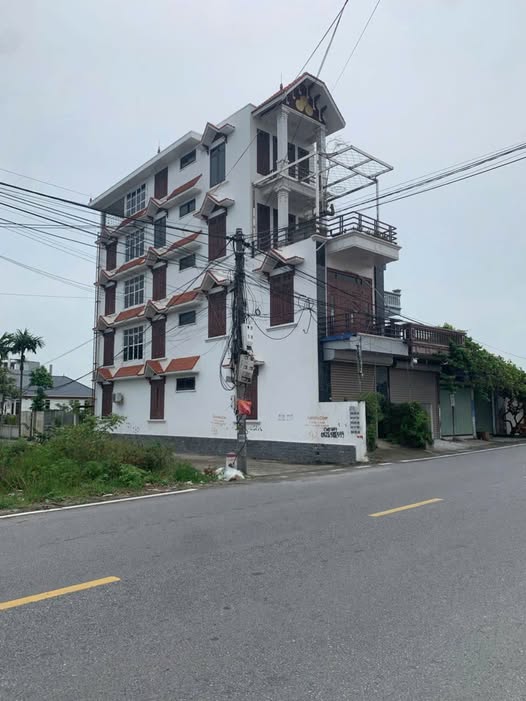 Siêu phẩm nhà lô góc 5 tầng đang chờ chủ nhân mới tại mặt đường Mỹ Đức, An Lão, Hải Phòng