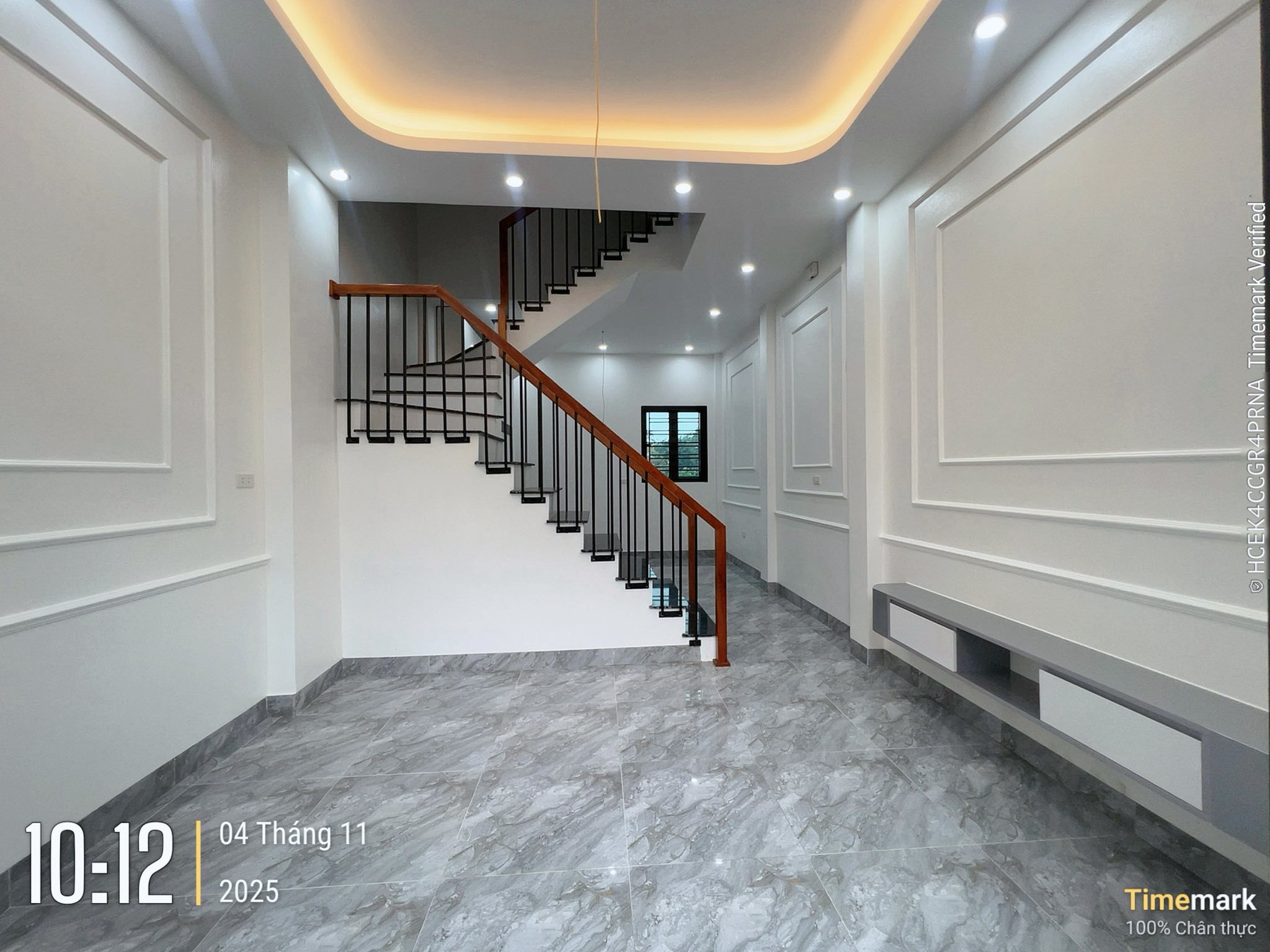 Siêu phẩm nhà chính chủ gửi bán, tọa lạc tại vị trí đắc địa, chỉ cách mặt đường Phạm Huy Quang 10m