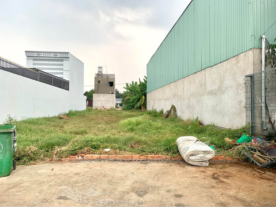 Đất Củ Chi mặt tiền đường nhựa, sổ hồng riêng, xây nhà an cư lạc nghiệp