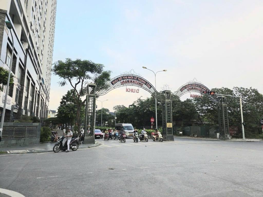 Đất vàng Hà Đông - Vuông vức 45m², mặt tiền 4m, ngõ nông, gần Park City