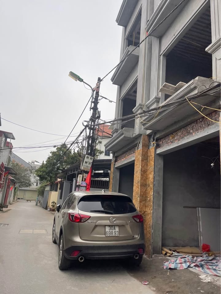 Nhà lô góc Thụy Phương ô tô tránh, 42m2 7 tỷ