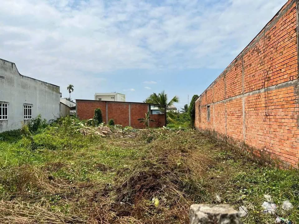 Đất nền hẻm 2m, hướng Đông, giá 650 triệu tại Bạc Liêu