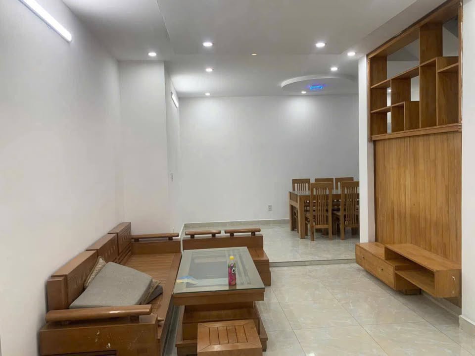 Nhà 3 tầng trung tâm Chùa Hàng – Nơi an cư lý tưởng