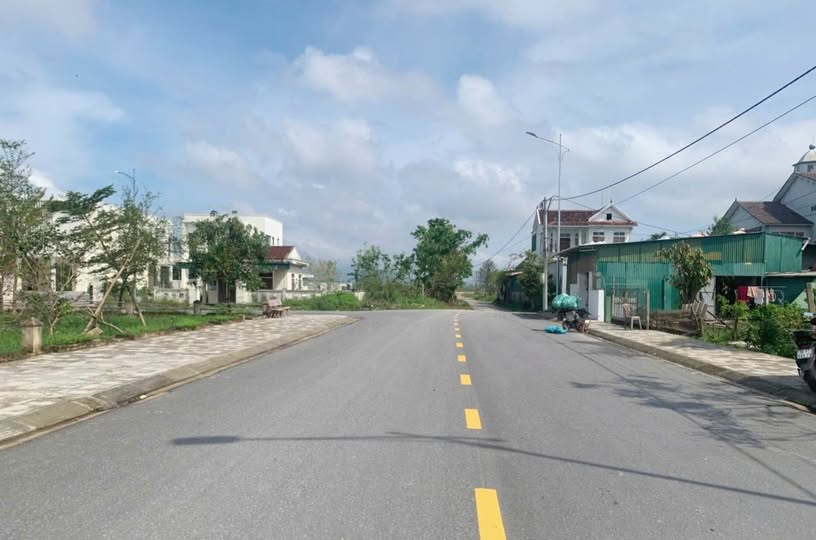 Đất đẹp Thạch Hưng, 2 mặt tiền, gần trường học và dự án FPT