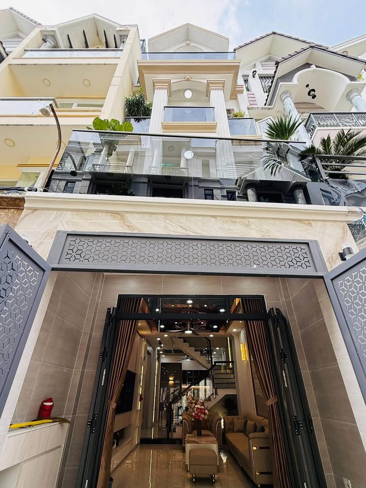 Nhà phố tân cổ điển siêu xinh tại đường Phạm Văn Chiêu, Phường 14, Gò Vấp