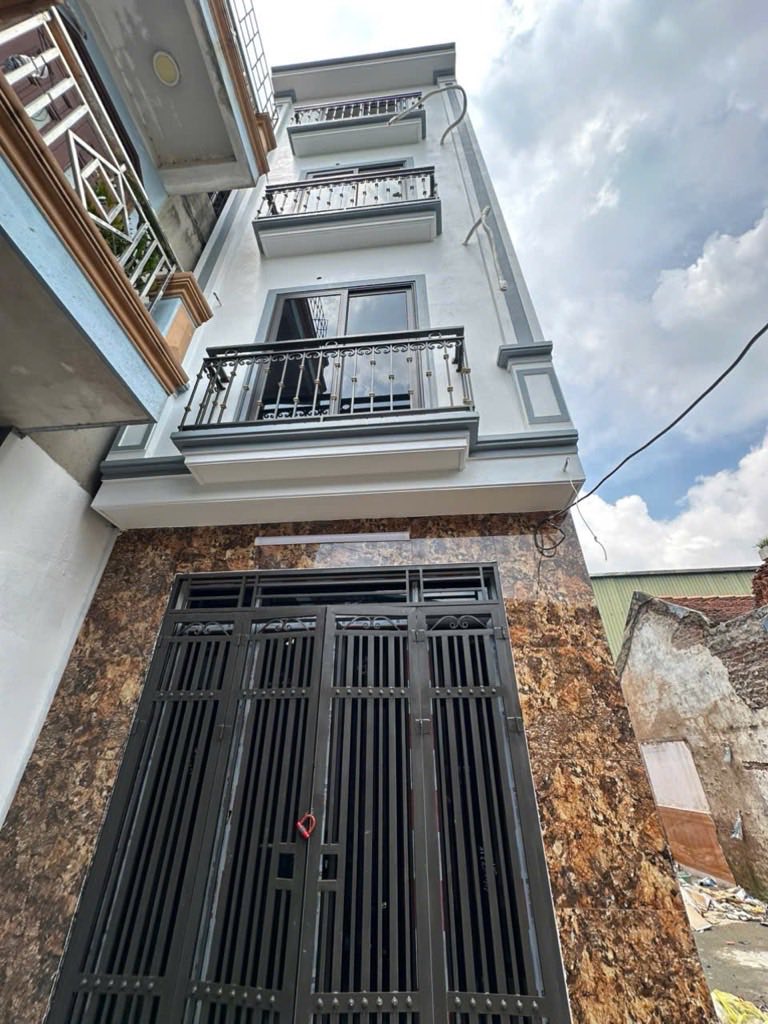 Nhà 40m2 Phú Lương, Hà Nội - Gía 6 tỷ, ô tô đỗ gần