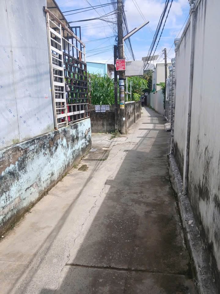 Bán nền Cần Thơ 2 lô đất thổ cư 100%, hẻm rộng, gần chợ, giá 1.7 tỷ/nền