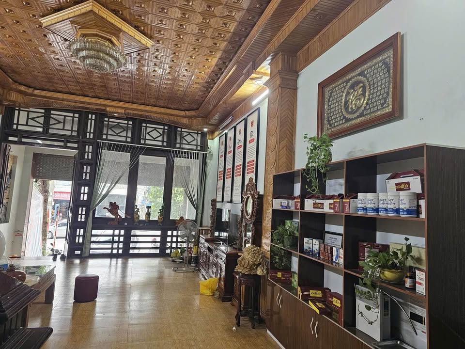 Nhà 4 Tầng Chùa Hà 120m² thoáng sáng, gara ô tô, giá hời