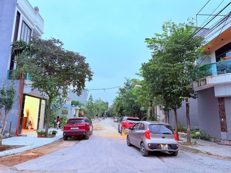 Bán đất phân lô 93m2 cạnh công viên tại Hội Hợp, Vĩnh Yên, Vĩnh Phúc