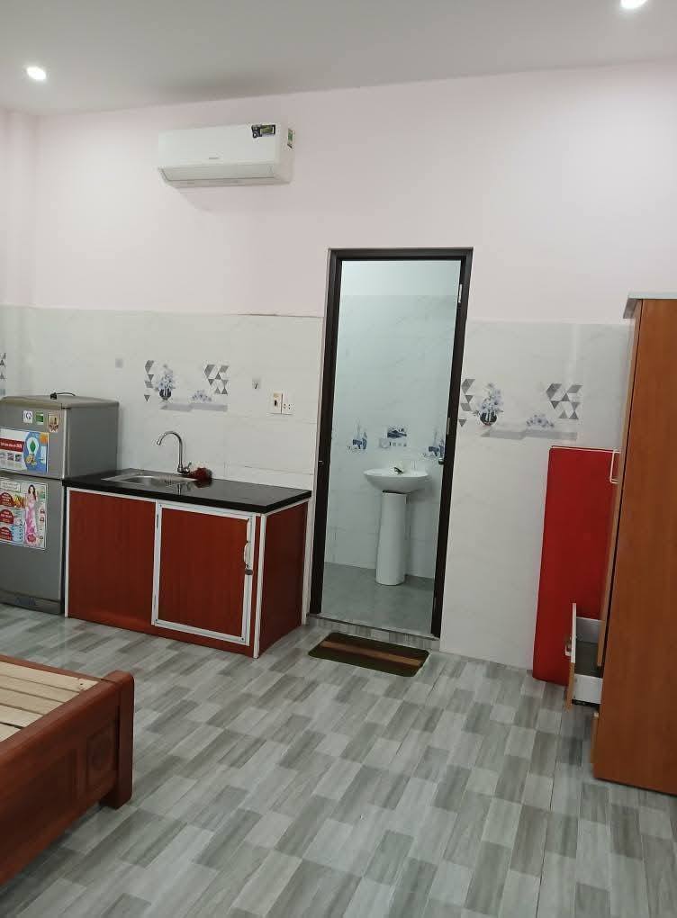 Cho thuê phòng trọ kiệt Trương Định, Đà Nẵng - 27m2, full nội thất, gần biển