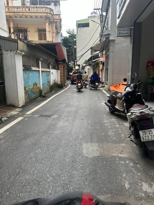 Nhà 6 tầng thang máy, ô tô vào nhà - Ngay gần ĐH Công Nghiệp, kinh doanh đỉnh