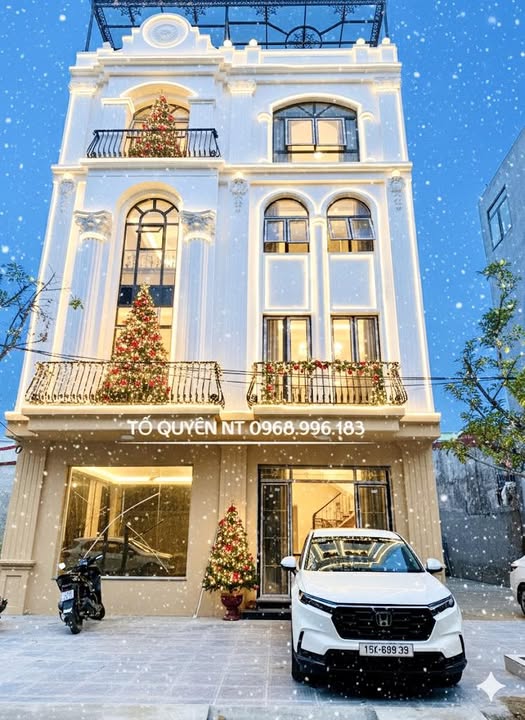 Nhà siêu phẩm Vĩnh Niệm, mặt tiền 9,1m, vỉa hè 6m, full nội thất, view đỉnh, giá chỉ 9,8 tỷ