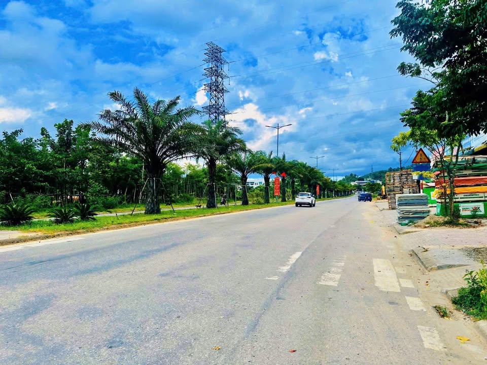 Siêu phẩm lô đất mặt tiền đường lớn Võ Văn Kiệt, Thành phố Huế