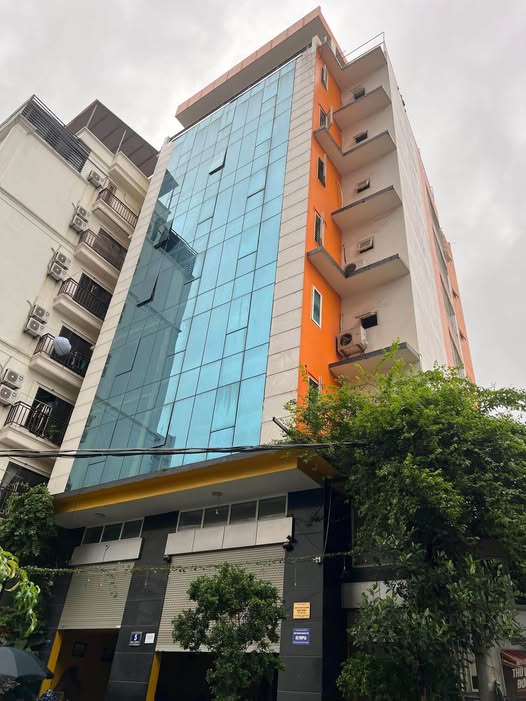 Bán nhà mặt phố Nam Từ Liêm, 8 tầng, thang máy, cho thuê 70 triệu/tháng