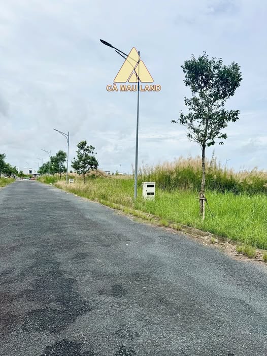 Bán 2 nền liền kề, đường số 5, KDC phường Tân Xuyên, Cà Mau