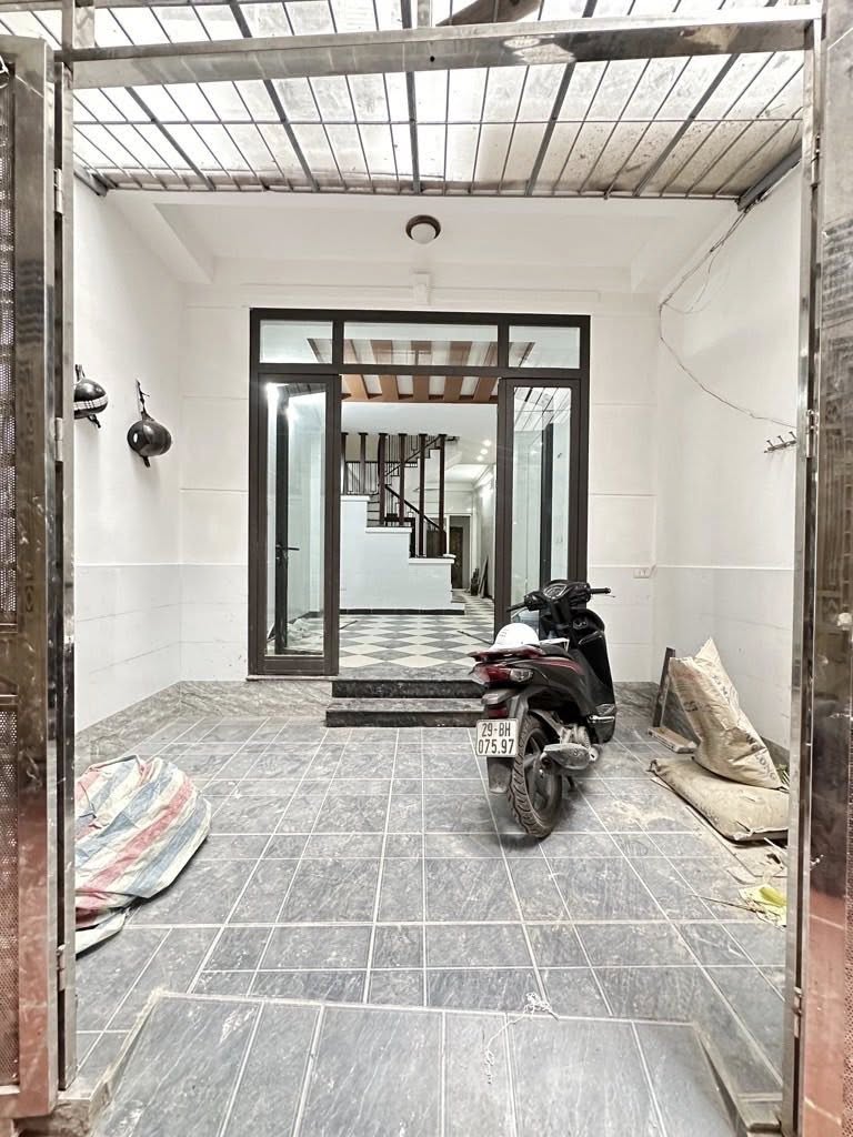 Nhà Đền Lừ - Hoàng Mai 51m2, 4 tầng, 3.8m mặt tiền, gần ô tô tránh