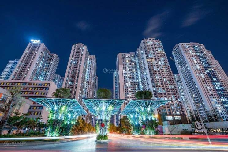 Căn hộ góc 140m² Goldmark City, 4 ngủ, full nội thất cao cấp, sổ đỏ chính chủ