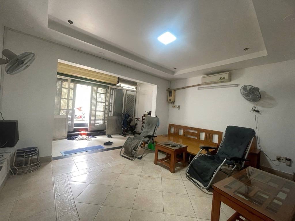 Nhà Tân Thới Hiệp, Quận 12, 81m², 2 tầng, sổ hồng riêng, giá 5.56 tỷ