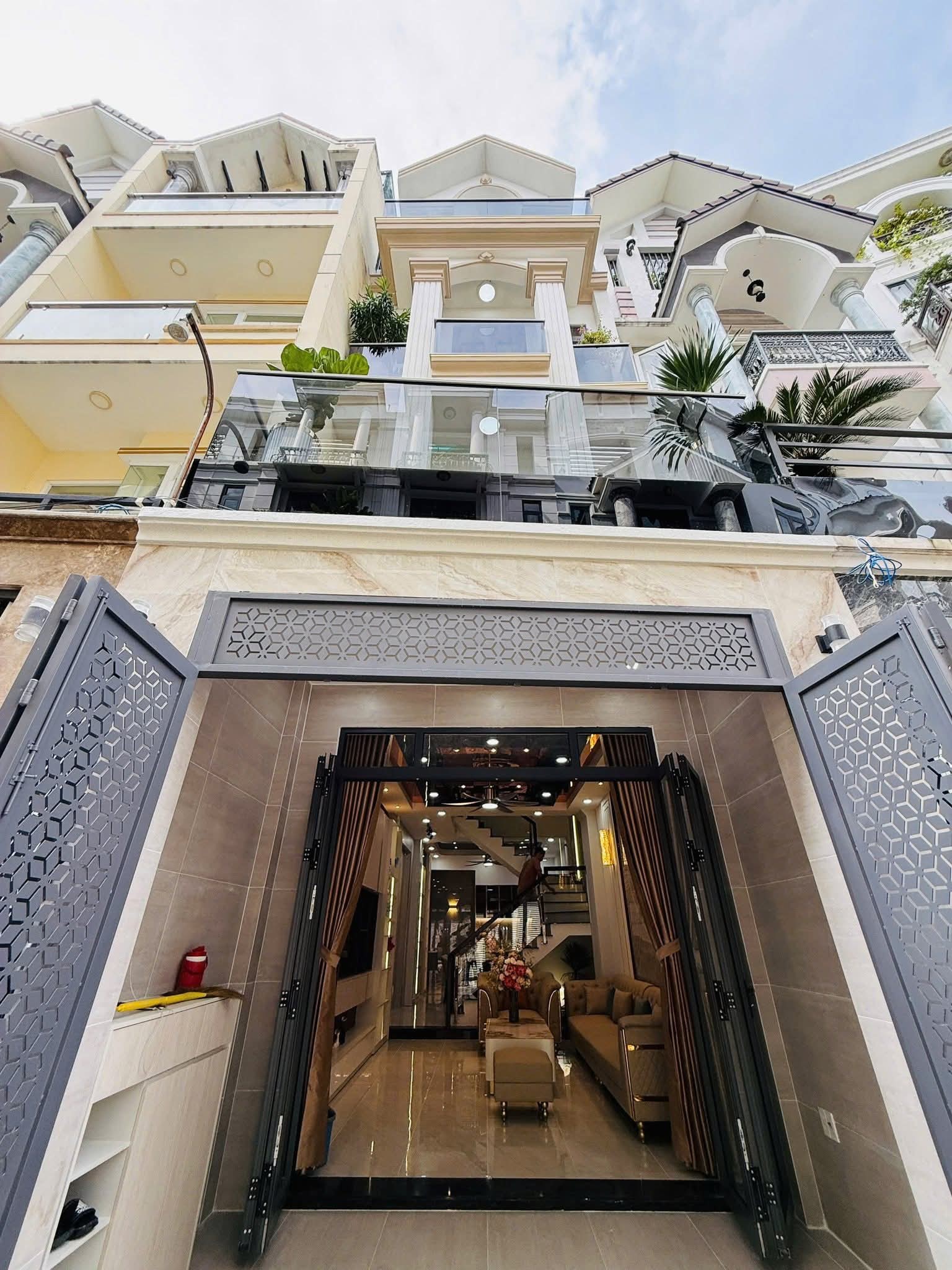 Siêu phẩm nhà đẹp full nội thất Gò Vấp chỉ 8.9 tỷ