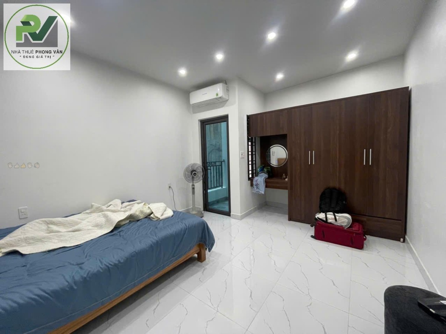 Nhà xinh xắn ngõ Văn Cao, full nội thất, chỉ 10 triệu/tháng