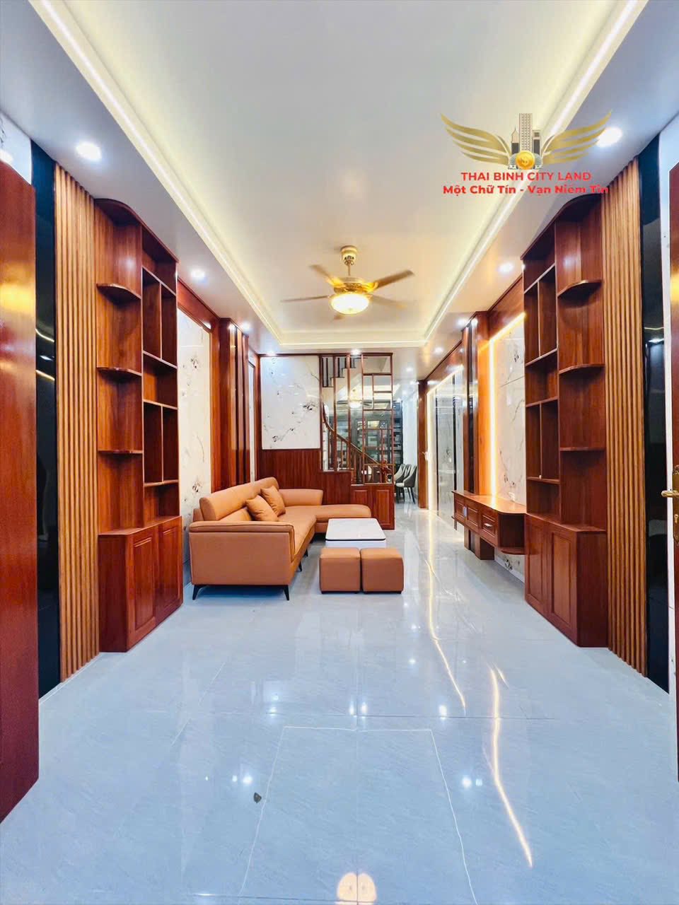 Nhà 4 tầng hiện đại, view sông thoáng mát, đường rộng ô tô đỗ cửa tại Tổ 1 Phú Khánh, Thái Bình