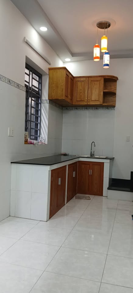 Chính chủ gửi bán nhà mới xây kiên cố, thiết kế đẹp và hợp lý tại Gò Vấp