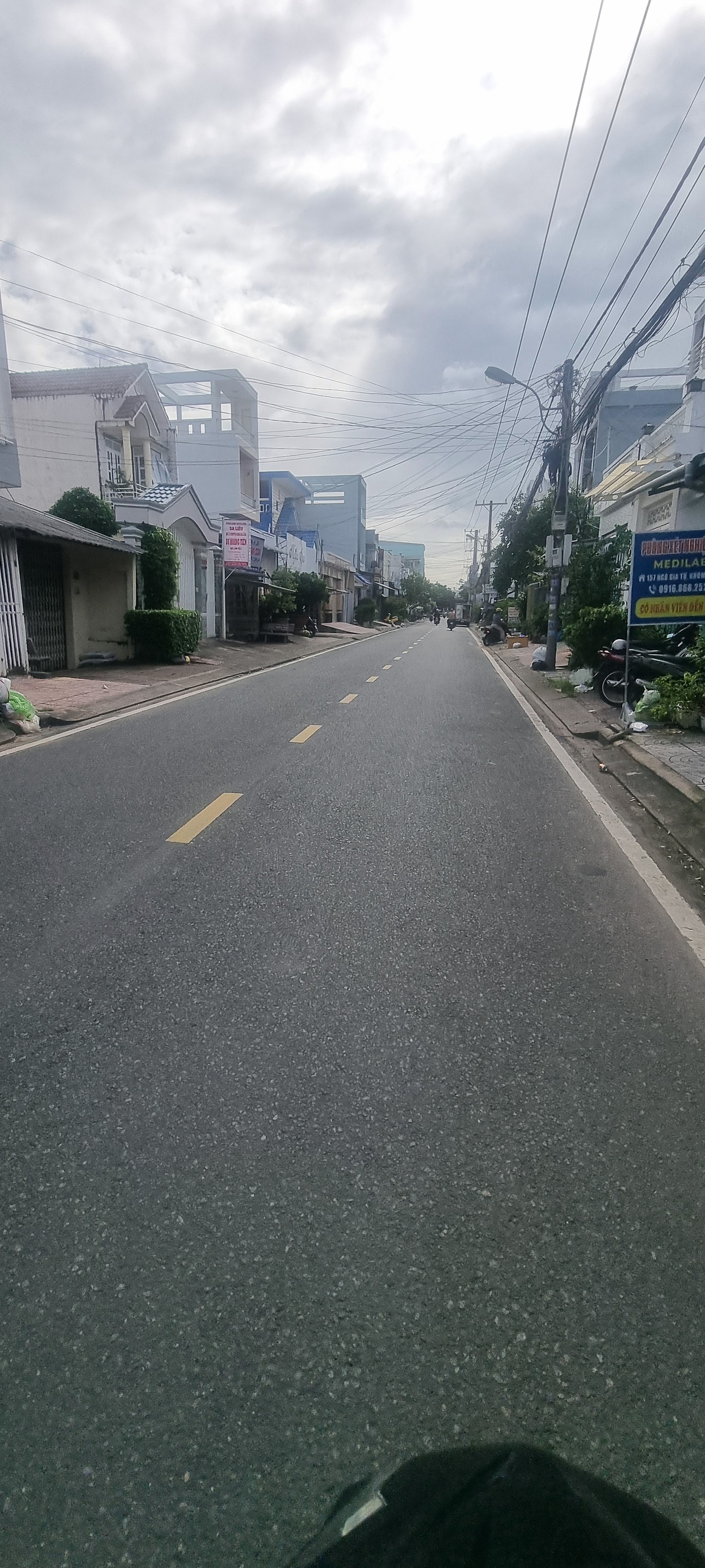 Nhà 3 tầng trung tâm Cà Mau, mặt tiền 12m, kinh doanh sầm uất - Giá chỉ 4.2 tỷ