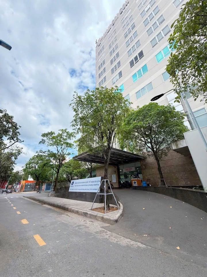 Mặt tiền Trung Sơn - 5 tầng thang máy - kinh doanh đỉnh cao đối diện bệnh viện